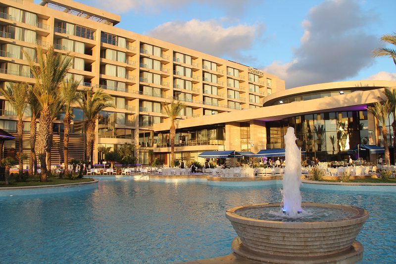 Hotel & Casino