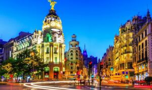 L'Espagne ouvre