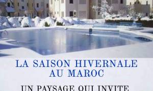 Bâtiments enneigés pendant la saison hivernale - La Une de Mon Livret du Nord du Maroc